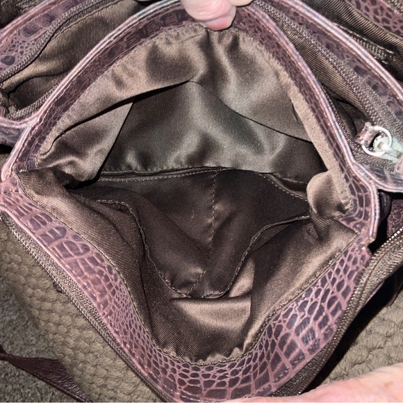 Crossbody Leather Bag, Great American Leather Bag - Picture 5 of 8